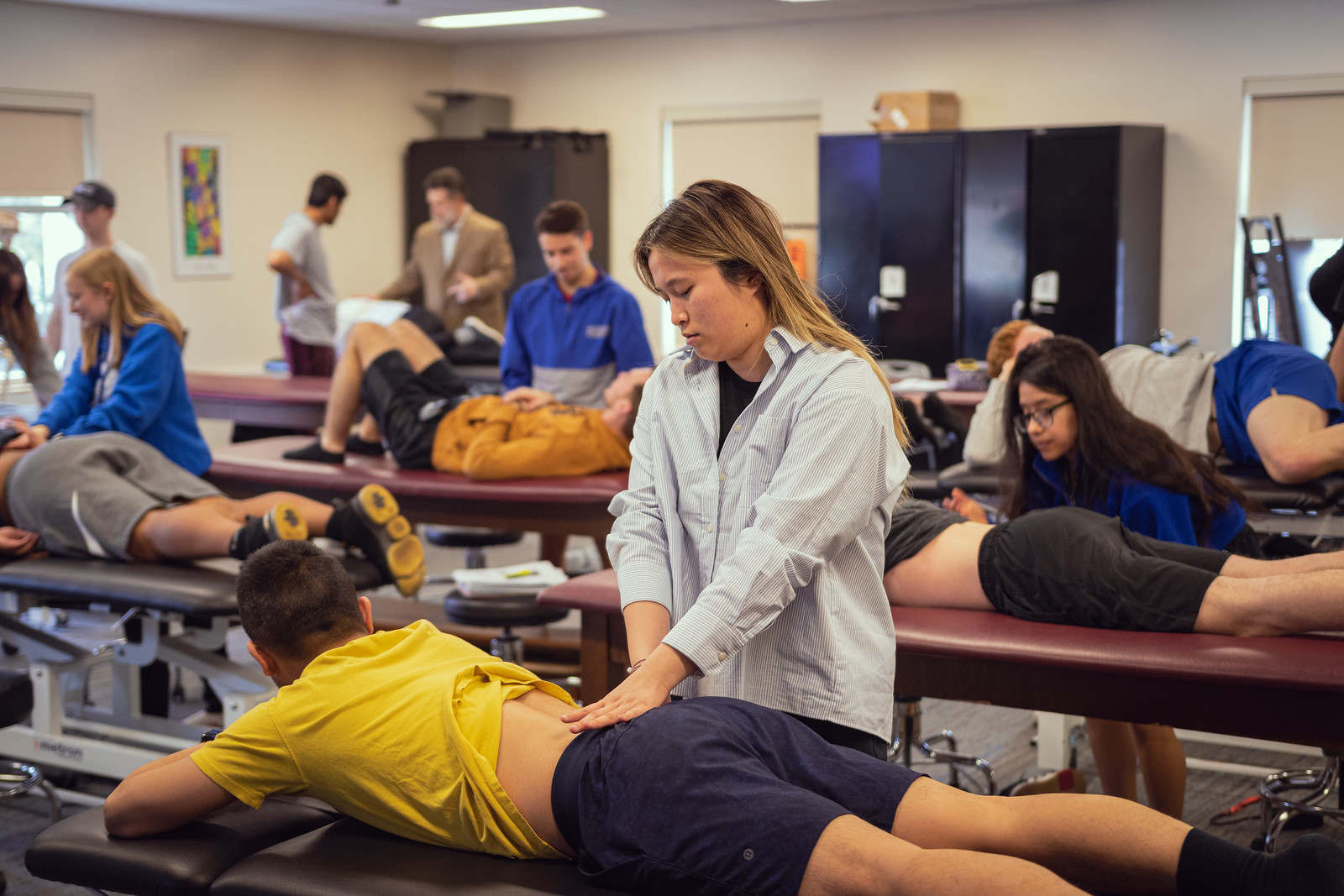 Daemen University students learn in physcial therapy lab